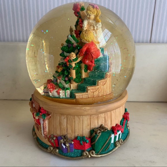 Christmas Snow Globe Waterglobe Music Box by the San Francisco Music Box Company - Picture 3 of 5